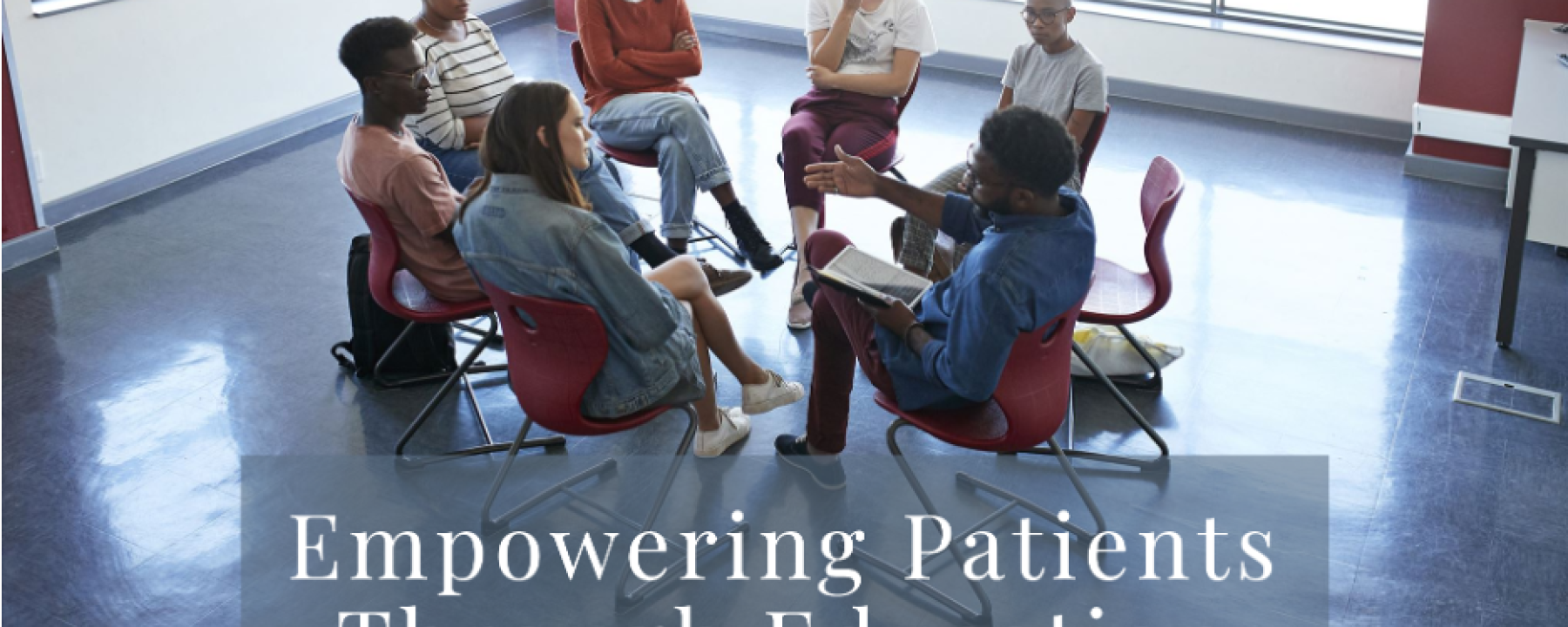 El Papel de la Educación en los Programas de Apoyo al Paciente: Mejorando los Resultados en Salud en LATAM